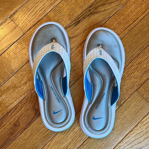 Nike Shoes Nike Comfort Footbed Flip Flops Poshmark